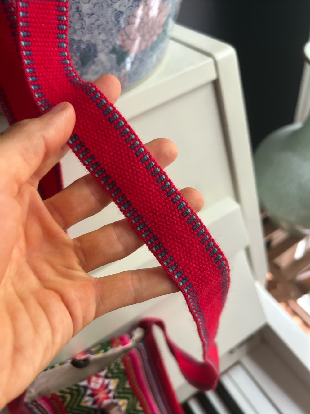 Vintage Handwoven Woven Boho Crossbody Bag Red Pink Ethnic Festival Fringe Purse - Picture 9 of 10